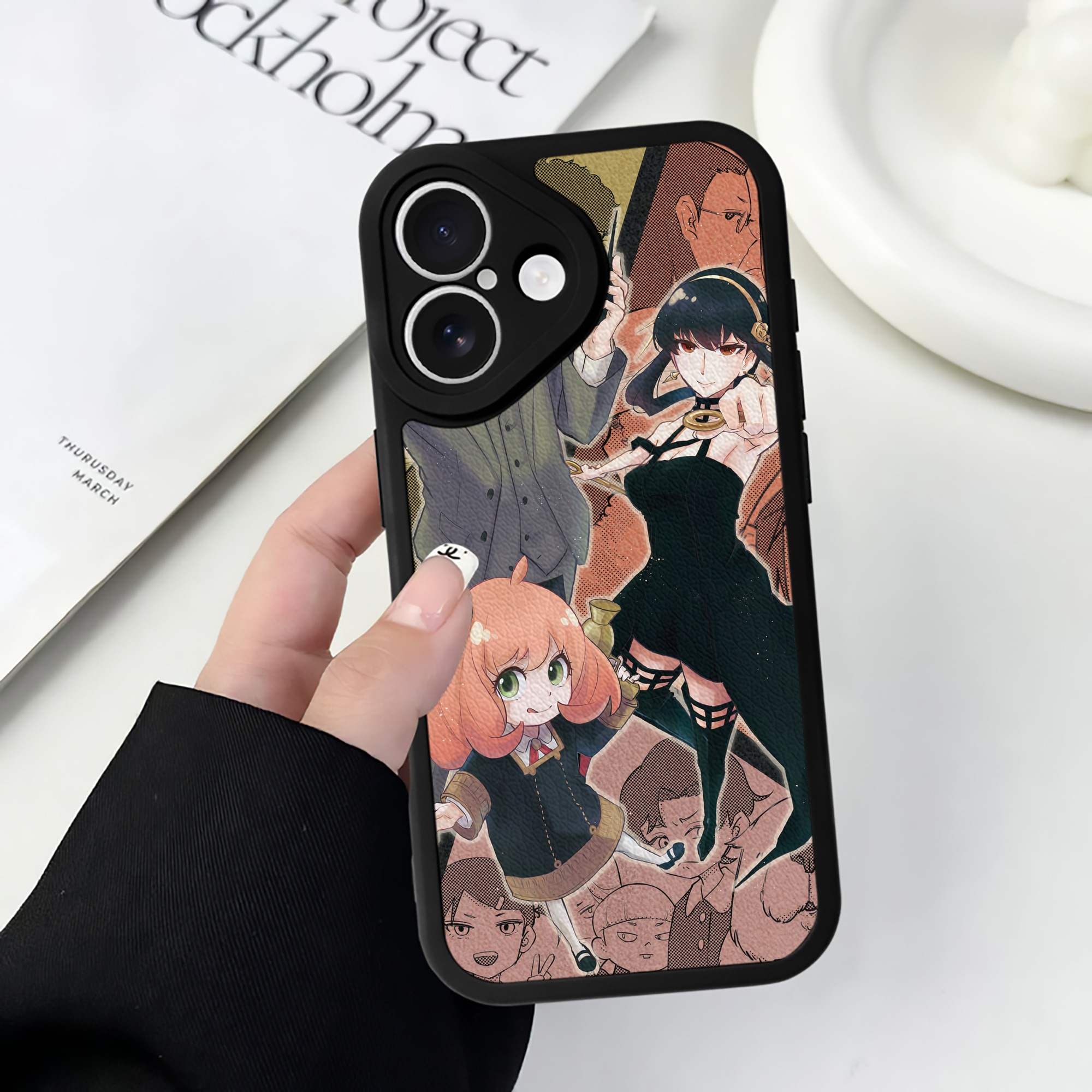 （画像用） SPY×FAMILY间谍家家酒 【iPhone 16シリーズ対応】シリコンスマホケース（レザー調） 材質：シリコン